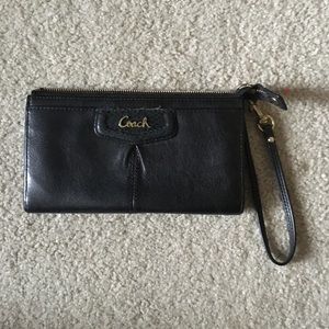 Wristlet